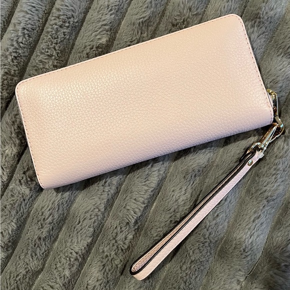 MICHAEL KORS JET SETTRAVEL LEATHER CONTINENTAL WALLET WRISTLET POWDER BLUSH $228 - Picture 2 of 11